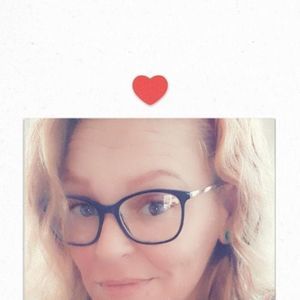 Meet your Posher, Nikole